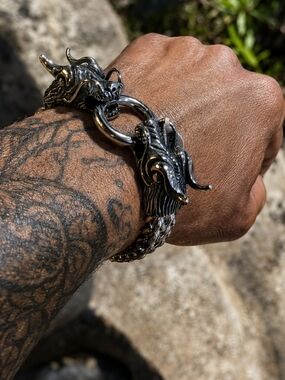 Dragon Link Bracelet - 9 Inch